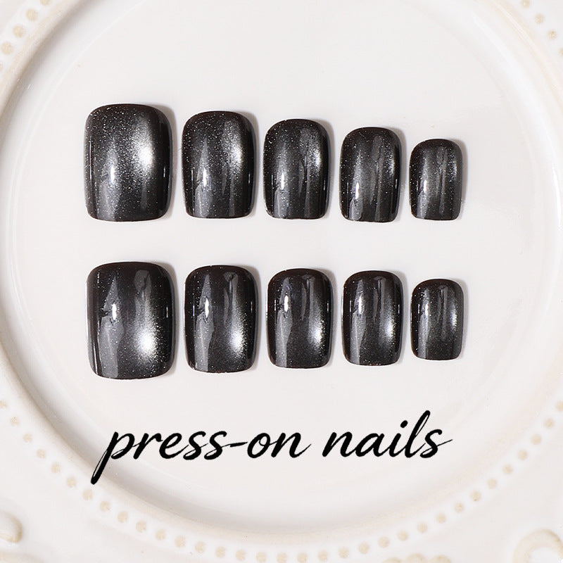 Stylisches Press-On-Nagel-Tips-Set Brehn