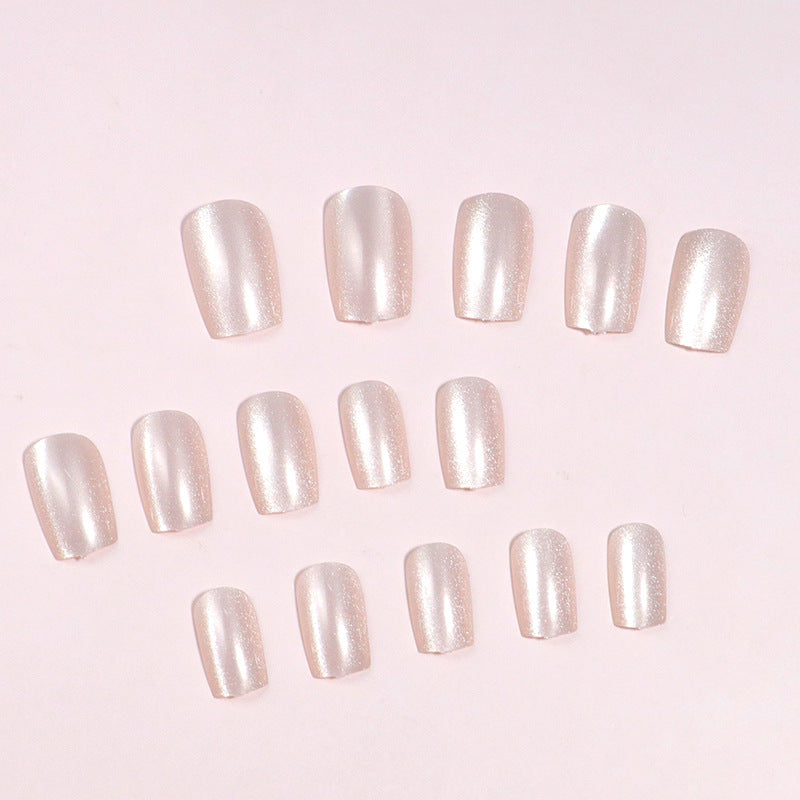 Verschönernde Press-On-Nagelset Brehn