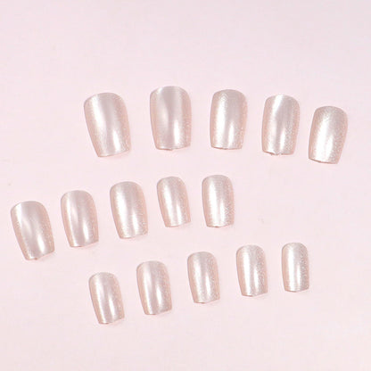 Verschönernde Press-On-Nagelset Brehn