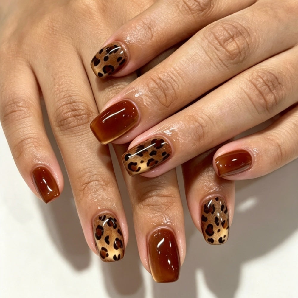 Glamouröses Tierdruck Press-On Nagelset Brehn