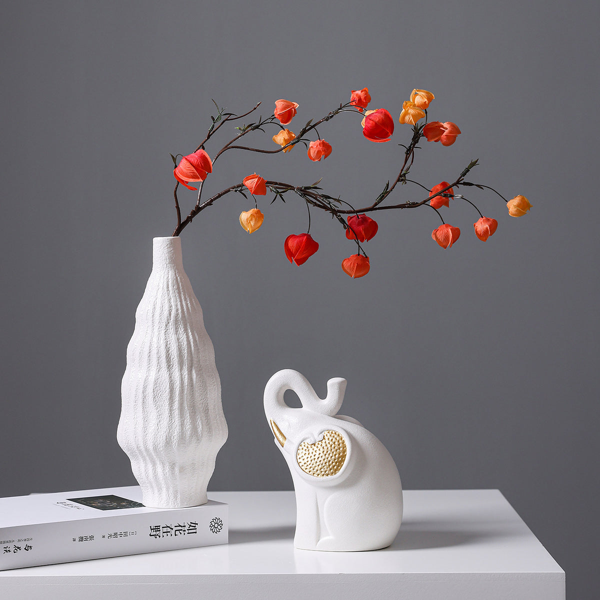 Strukturierte Keramische Dekorative Vase