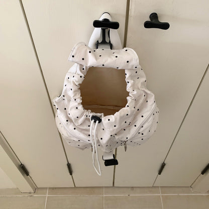 Kompakte gepunktete Kordelzug-Rucksack