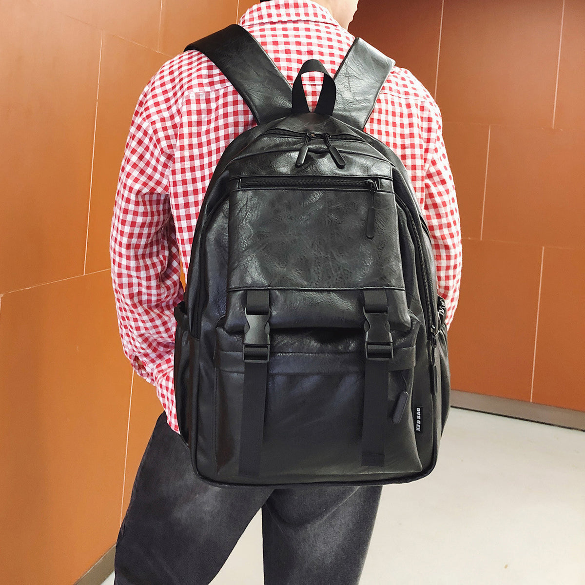 Stylischer Multifunktions-Leder-Rucksack Brehn