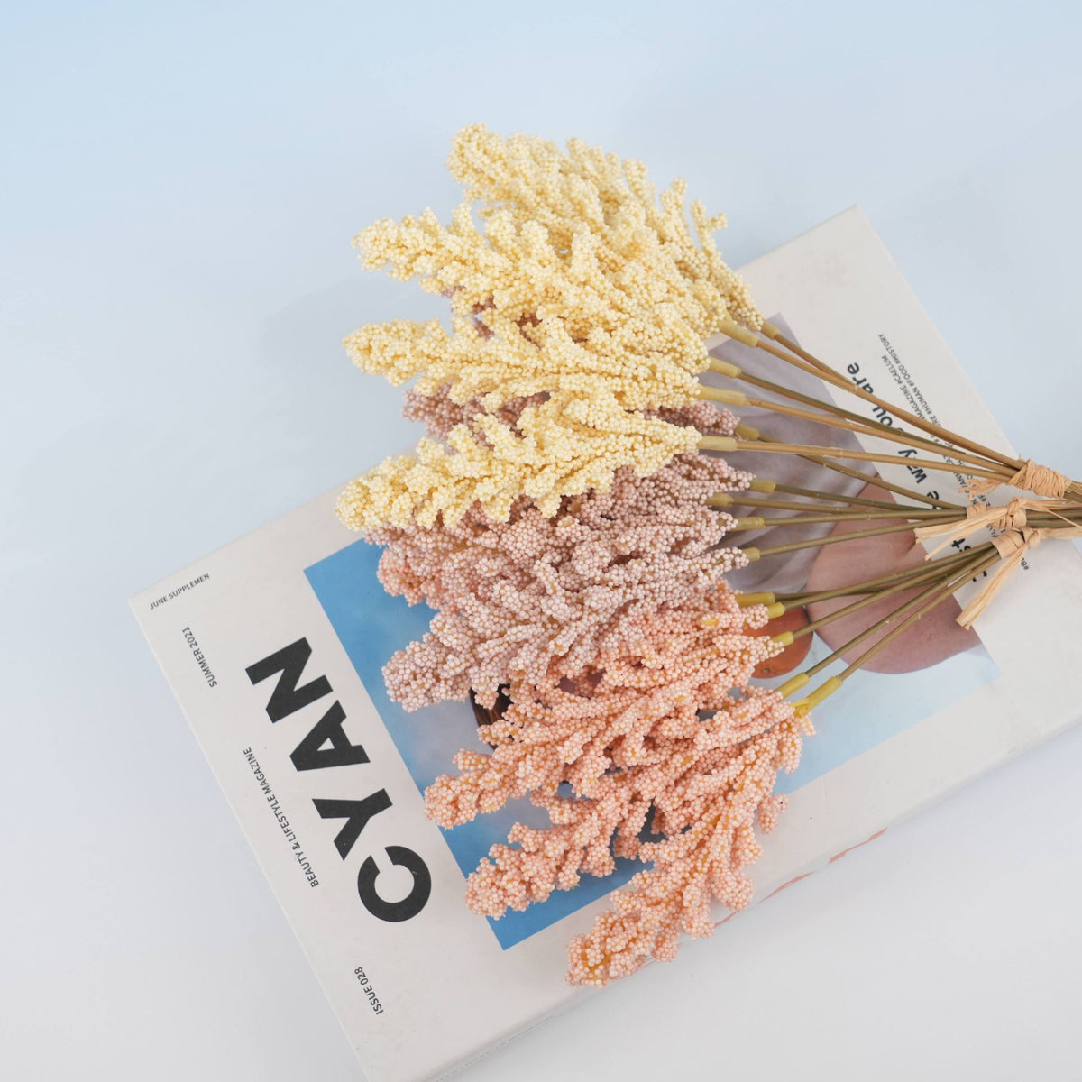 Faux Blumenarrangement
