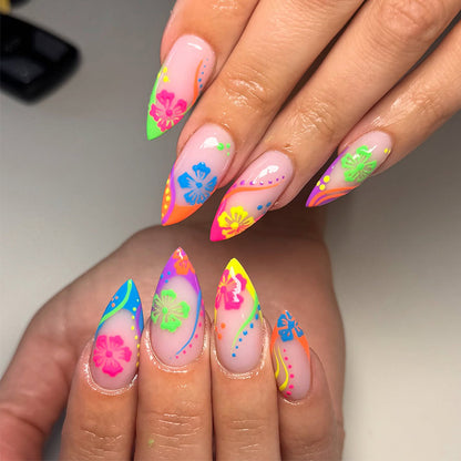 Exotische florale Press-On Nagelkunst Brehn