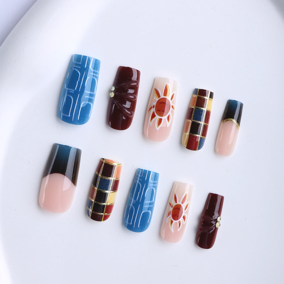 Kreative Nagelkunst Brehn