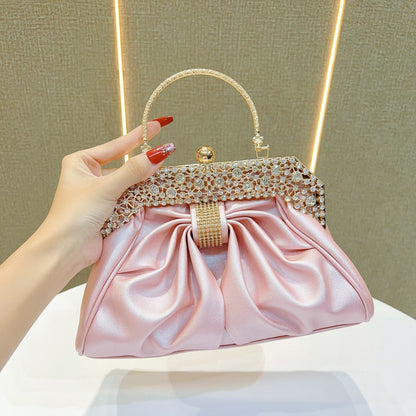 Luxuriöse Satin-Abendhandtasche