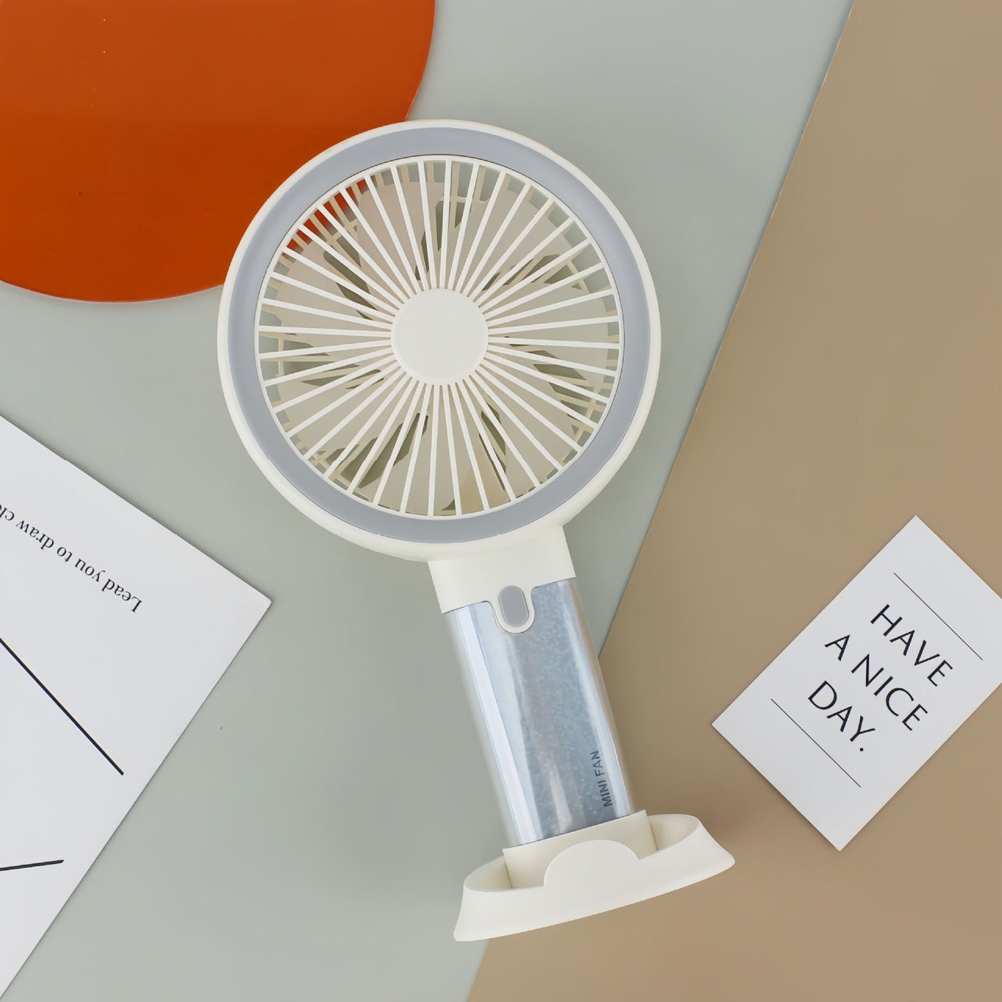 Damen Tragbarer Mini Ventilator mit Wassernebelzerstäuber Brehn