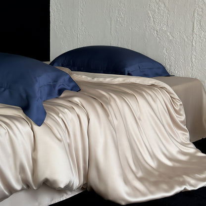 Luxuriöser Maulbeerseide-Feeling Satin Bettbezug & Kissenbezug Set mit umkehrbarem Matt-Glanz-Finish