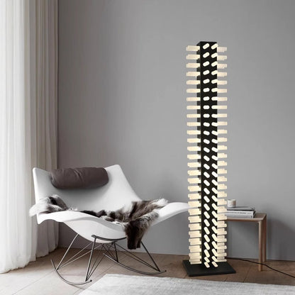 Skulpturale LED Stehlampe