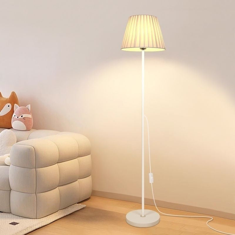 Moderne Stehlampe