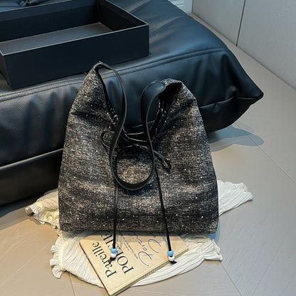 Bequeme Kordelzug-Eimer Tasche