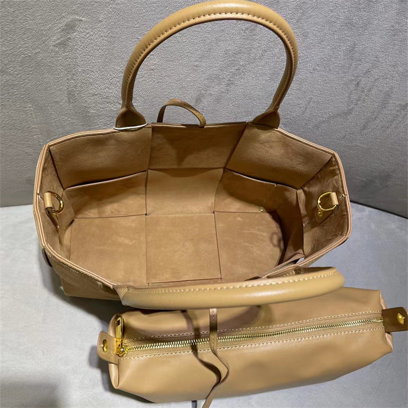 Elegante Strukturierte Handtasche Brehn