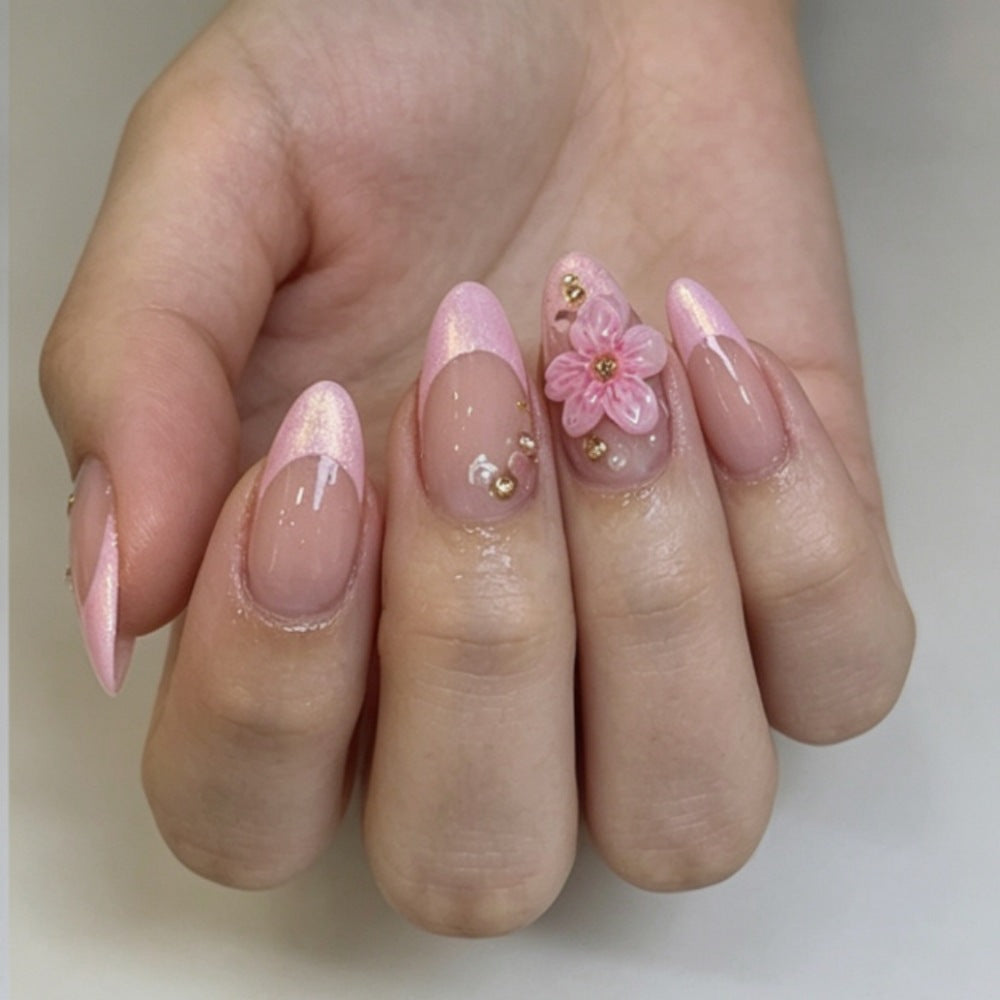 Kunstnägel mit Floralem 3D-Design Brehn