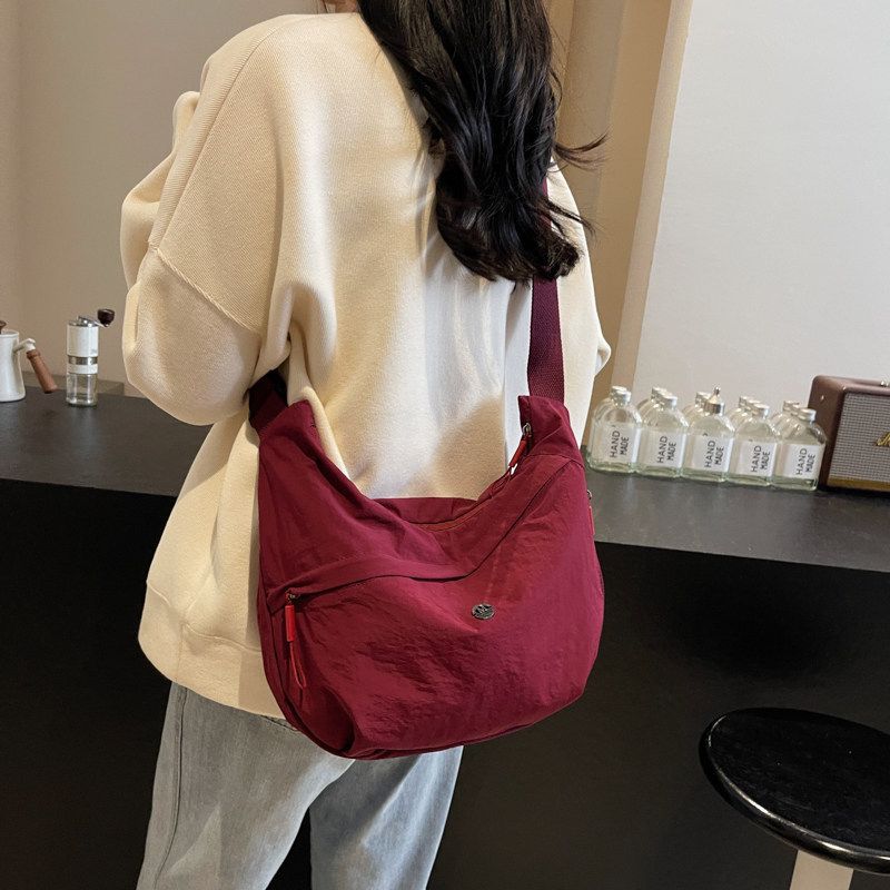 Funktionale Crossbody Schultertasche Brehn