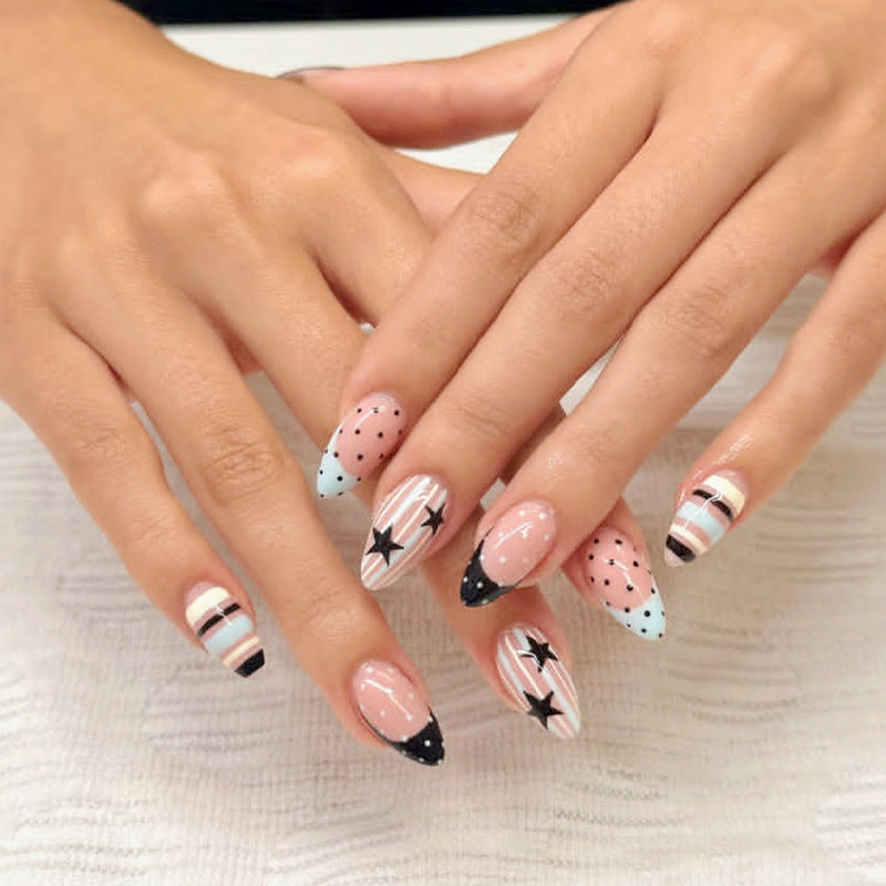 Künstlerisches Gradient Press-On Nagelset Brehn