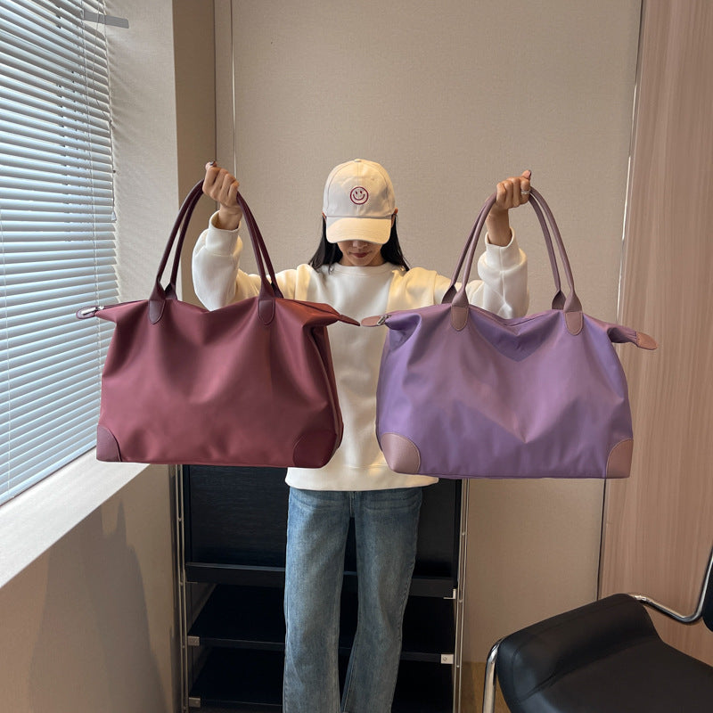 Damen Große Reisetasche mit wasserabweisendem Material und ergonomischen Tragegriffen Brehn