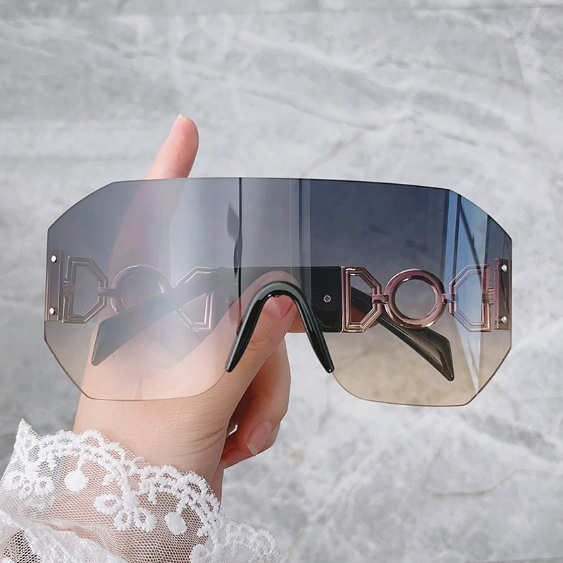 Fashion Statement Breitkrempige Schild Sonnenbrille Brehn
