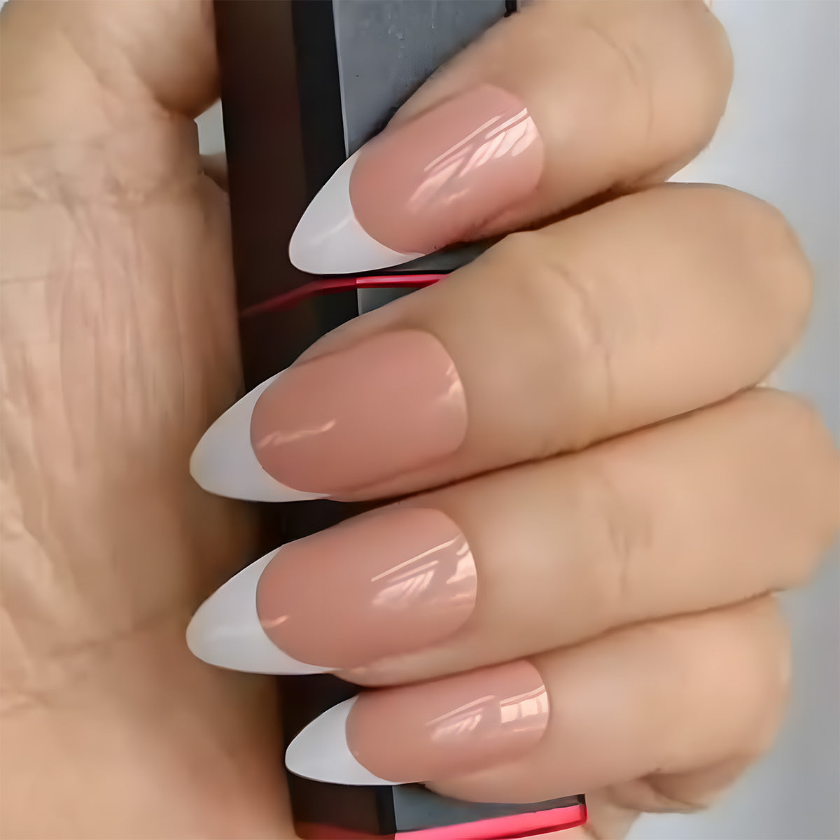 Französische Spitze Stiletto Press-On Nägel Brehn