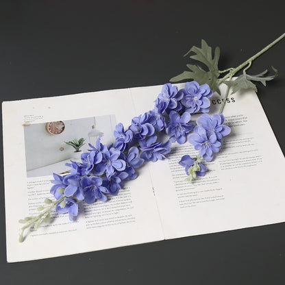 Realistischer künstlicher Blumenstängel