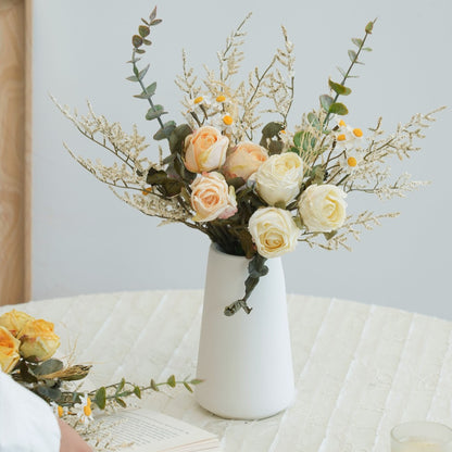 Elegante Stoff Blumenstrauß