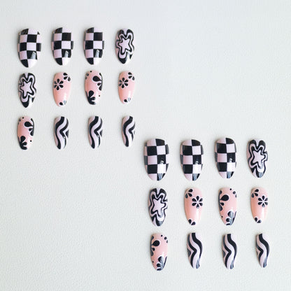 Künstlerisches Nageldesign Set  1790958040