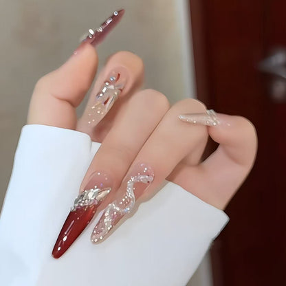 Premium mit Kristallen dekorierte Nagelverlängerungen