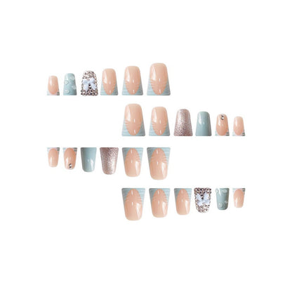 Dekoratives Nagelkunst-Set mit 3D Schleifen und Edelsteinen Brehn