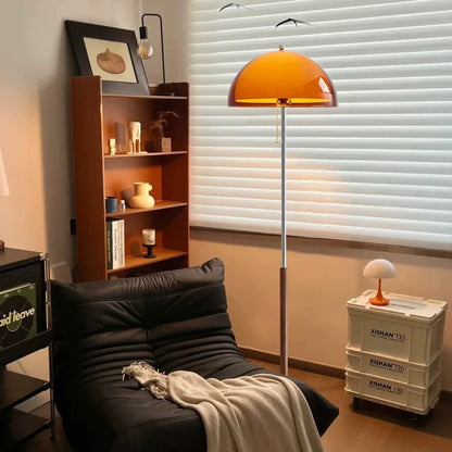 Moderne Stehlampe