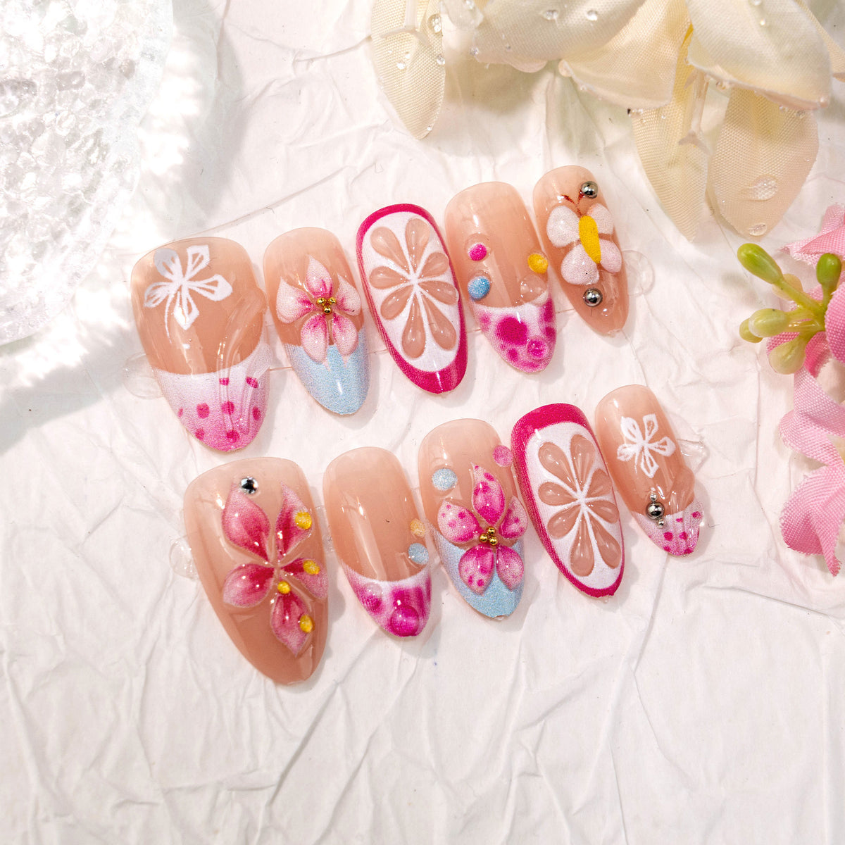 Kreatives dekoratives Press-On-Nagelkunst-Set Brehn