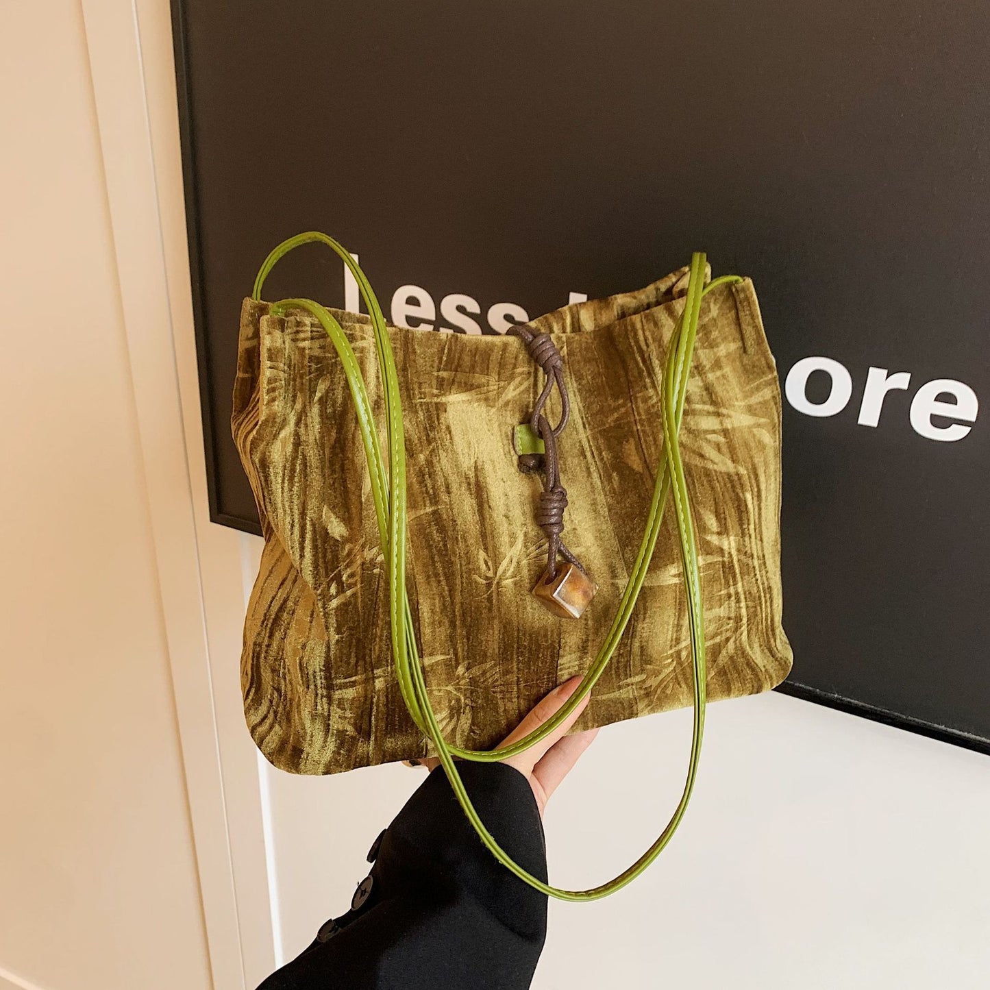 Schicke strukturierte Handtasche Brehn