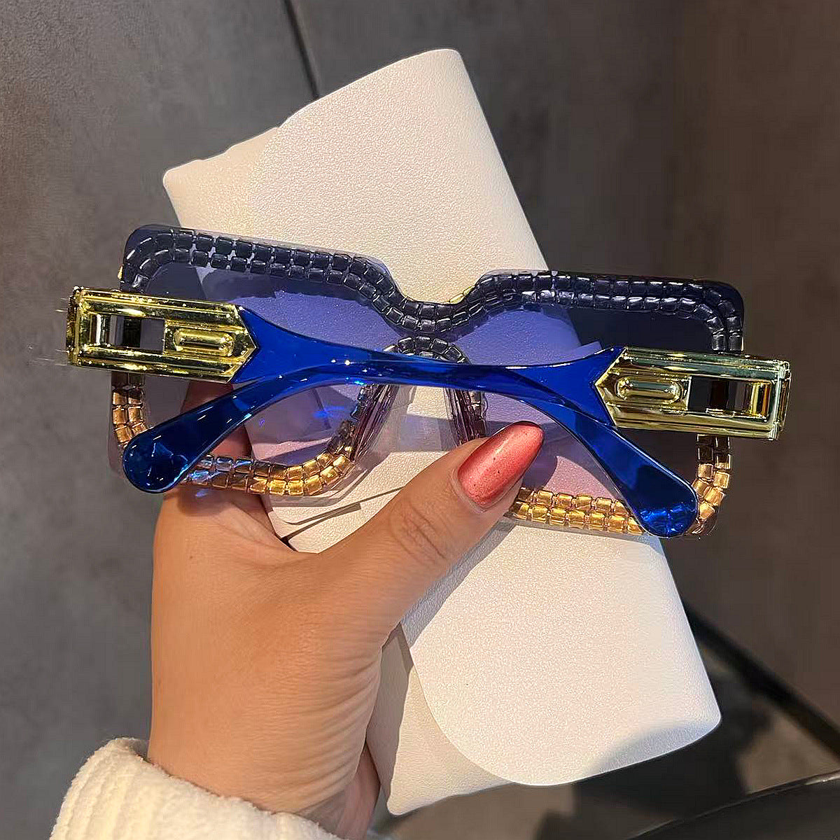 Damen Modische Oversized-Sonnenbrille mit funkelndem Kristallbesatz Brehn