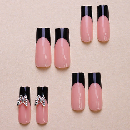 Kunstnagelset mit eleganten Schmetterlingsakzenten Brehn