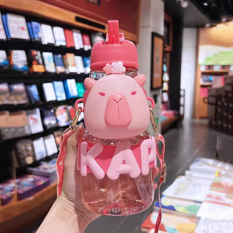 Damen Trinkflasche mit interaktivem Design und stylischem Charakterelement Brehn