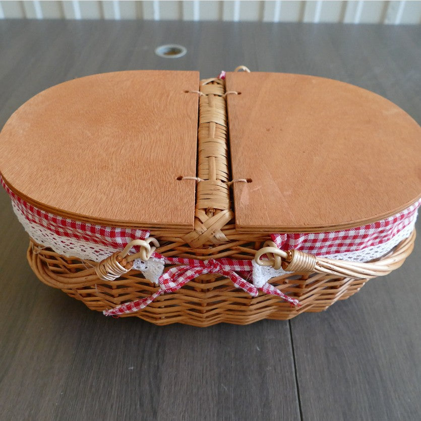 Damen Picknickkorb mit praktischem Holzdeckel und stilvollem Innenfutter Brehn