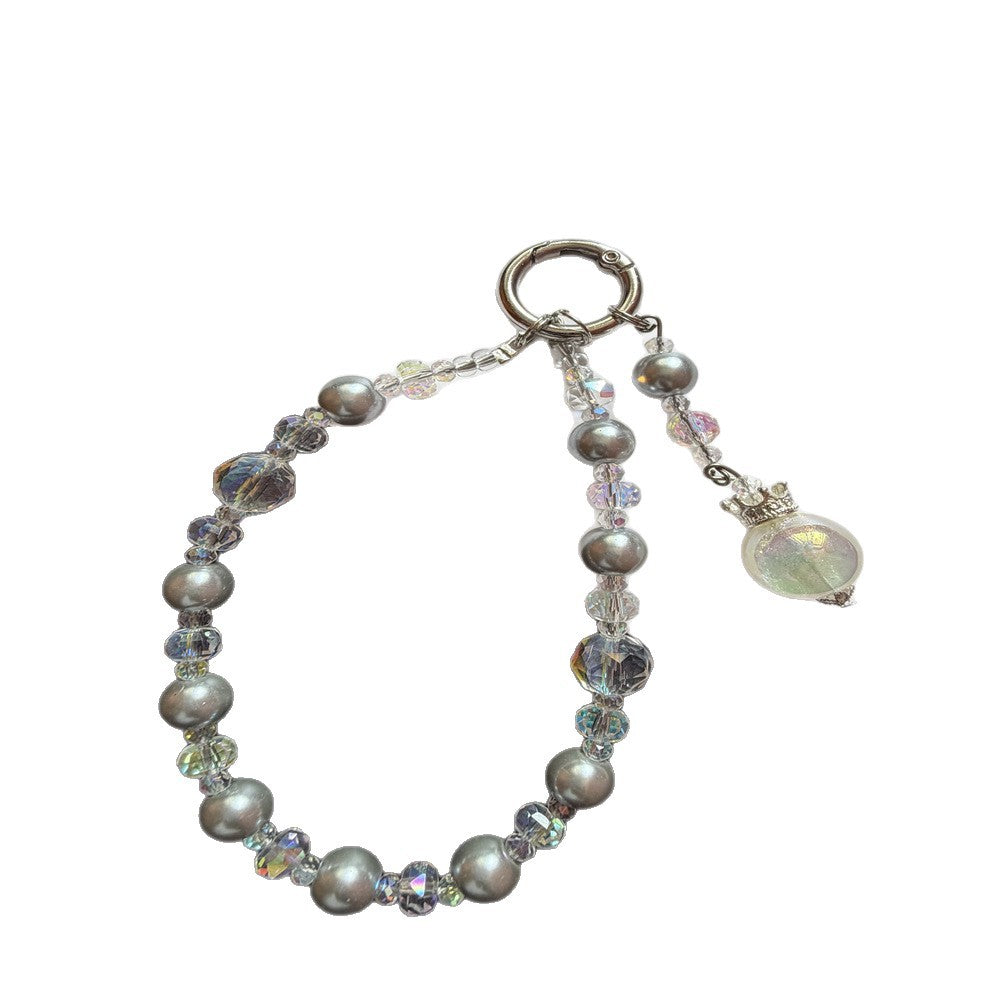 Elegante Perlen-Schlüsselanhänger mit Charm Brehn