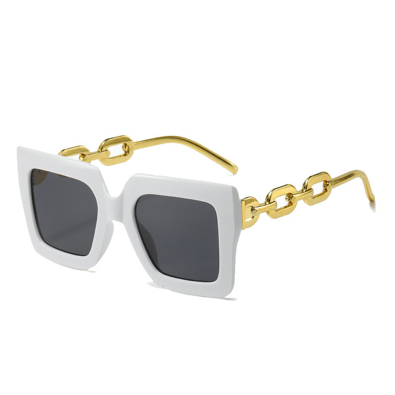 Damen Sonnenbrille mit auffälligem Kettenrahmen Brehn