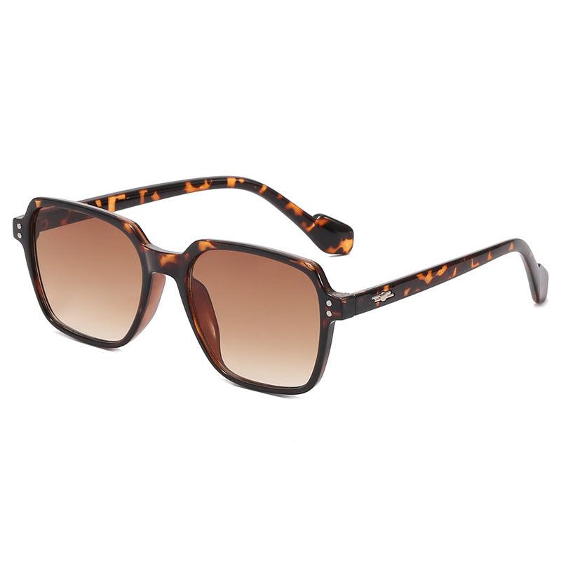 Damen quadratische Brille mit transparentem Rahmen und stylischem Design Brehn
