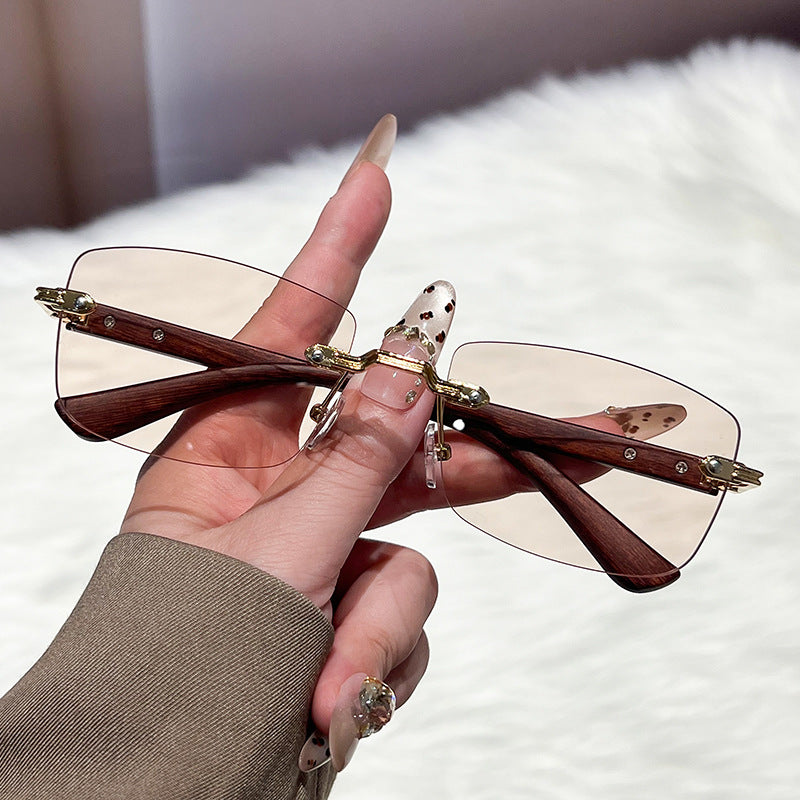 Damen extravagante modische Sonnenbrille mit innovativem Rahmen Brehn
