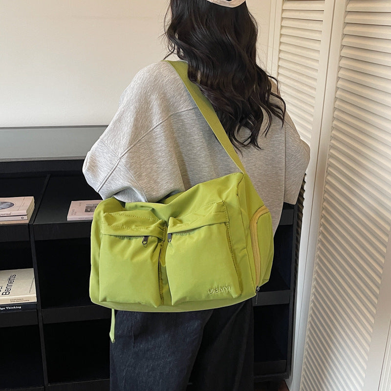 Damen Sportliche Schultertasche Brehn