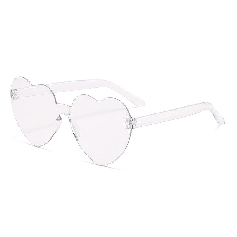 Herzförmige Sonnenbrille