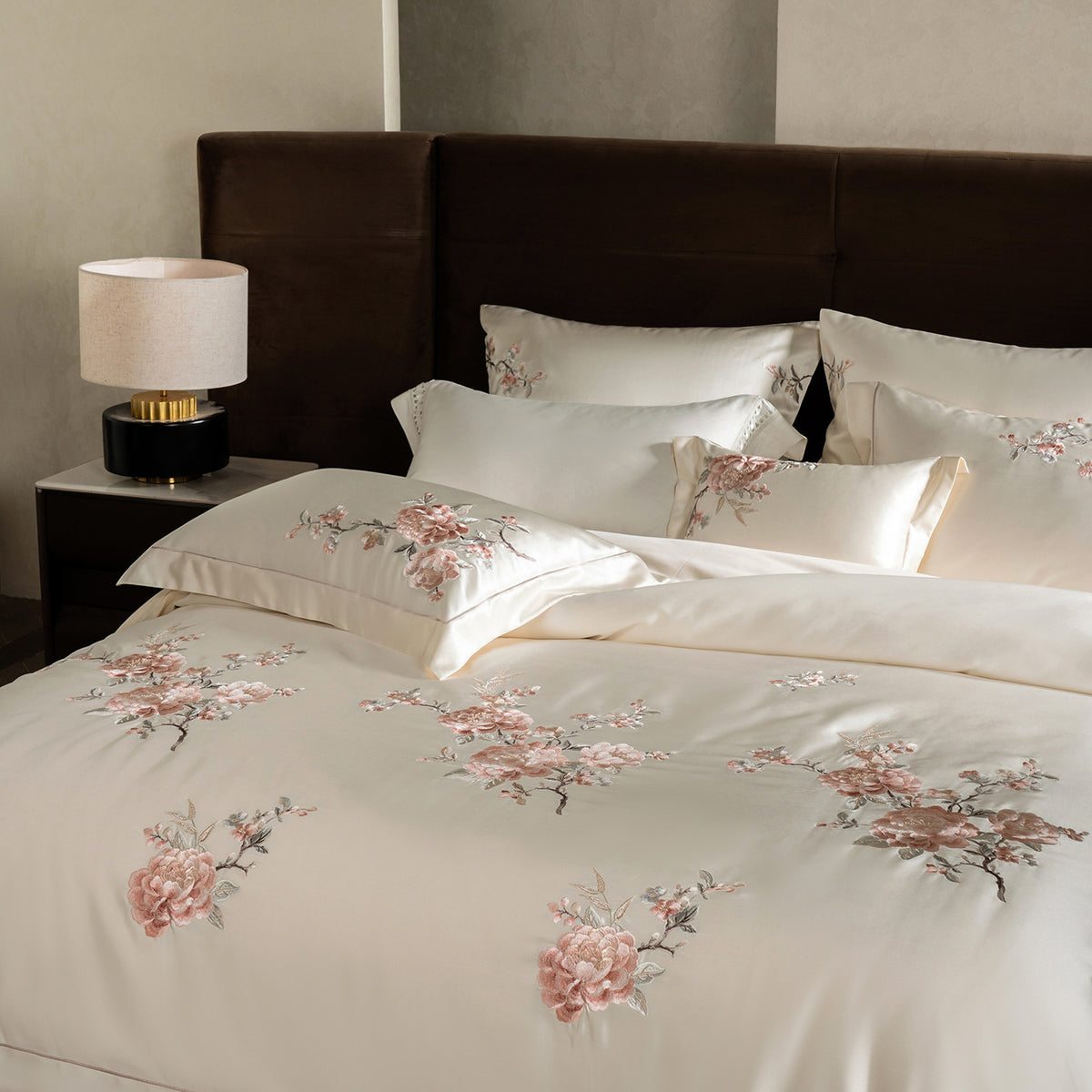 Bestickte Satin Bettdeckenbezug Bettwäsche Set