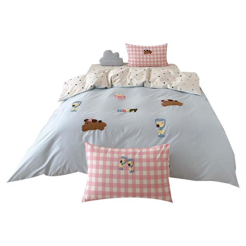Besticktes Bunny Baumwollsatin Bettbezug-Set mit Gingham Kissenbezügen