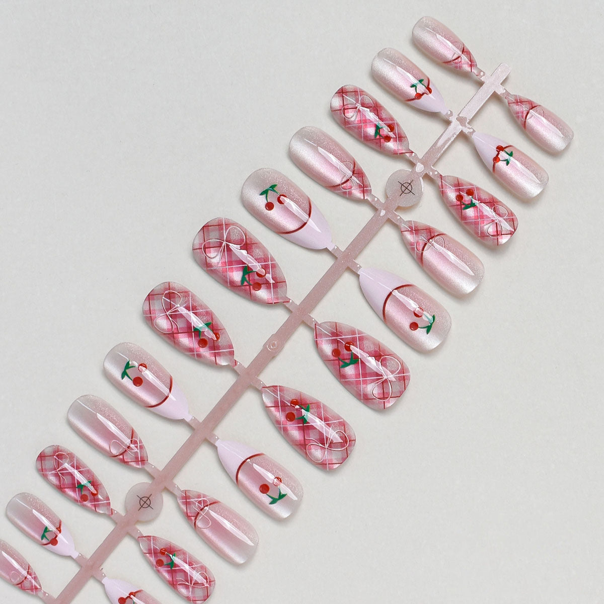 Kirschblüten Inspirierter Press-On Nail Set Brehn