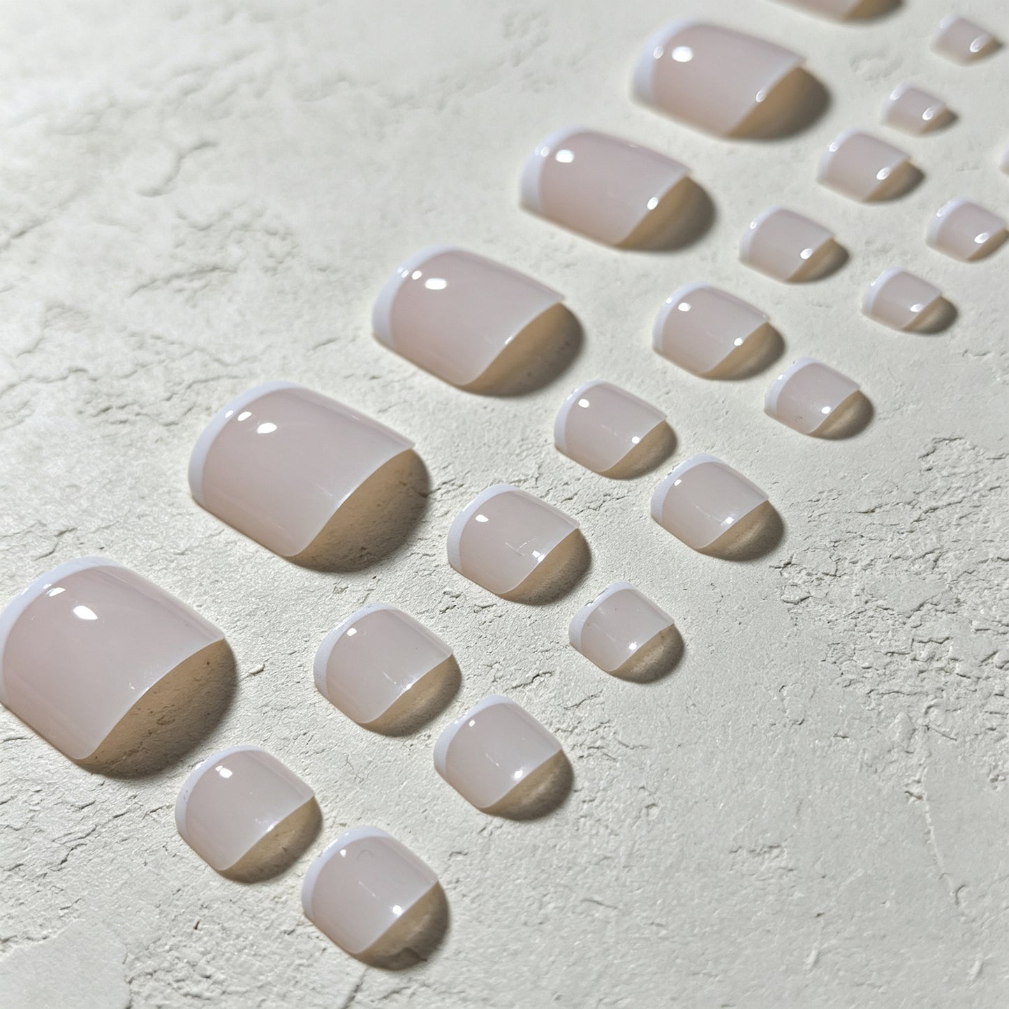Elegantes Französisches Spitzen-Pedicure-Set Brehn