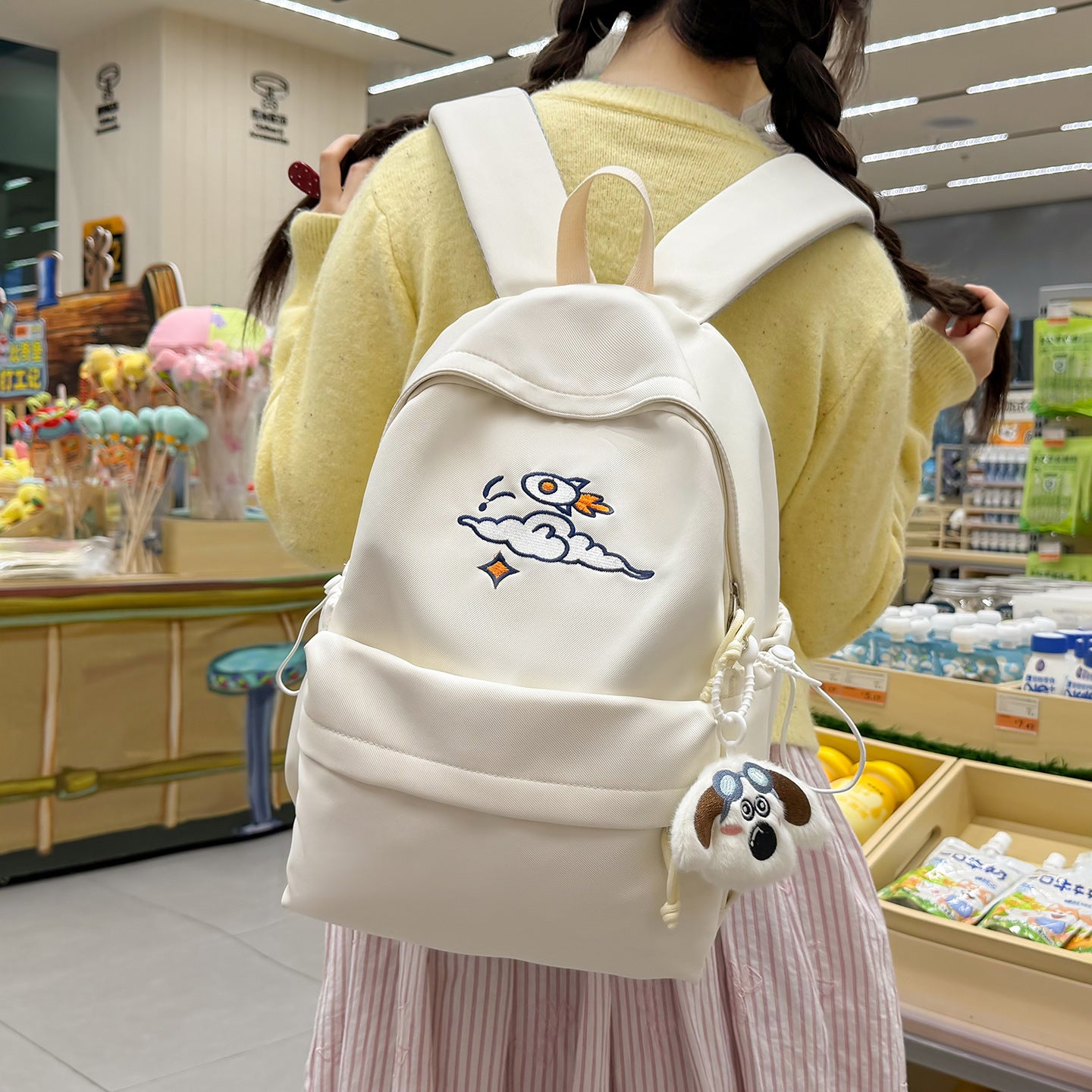 Alltagsrucksack mit Einzigartigem Stickdesign Brehn