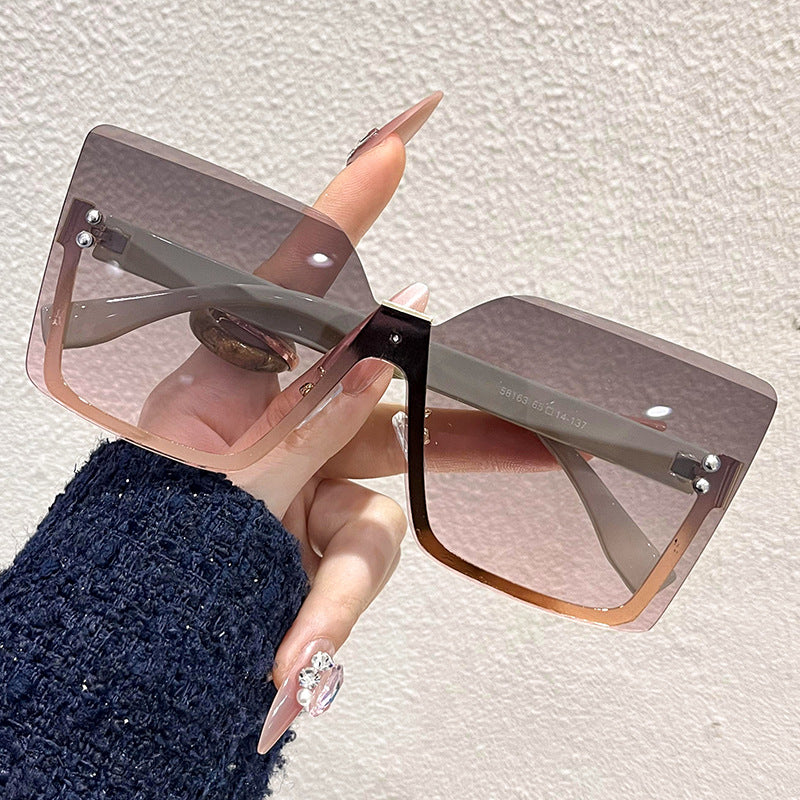 Damen Oversized Sonnenbrille im modernem Design mit UV-Schutz Brehn