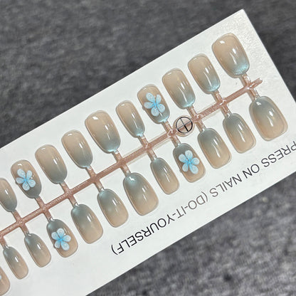 Floral Gradient Press-On Nail Set Brehn