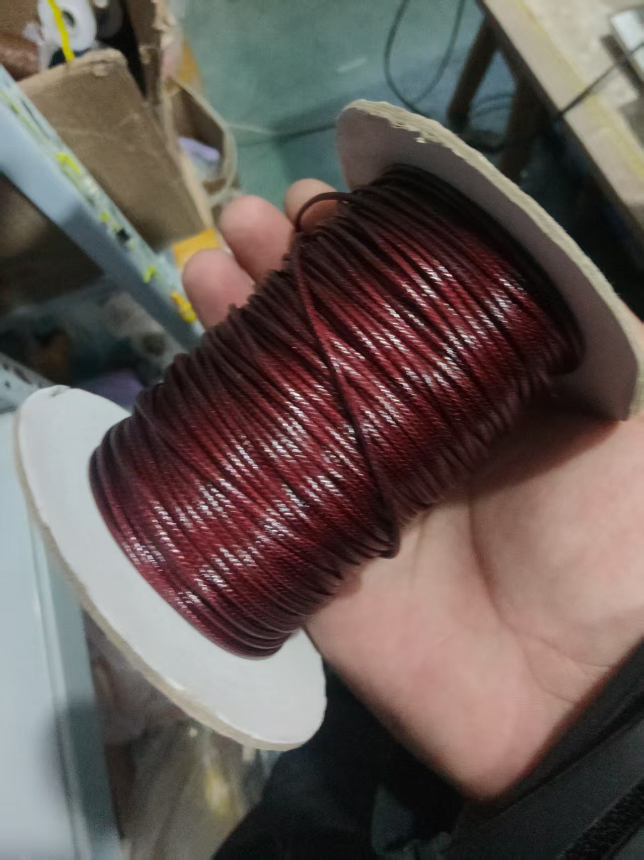 Robuste Multifunktionale Fadenrolle Brehn
