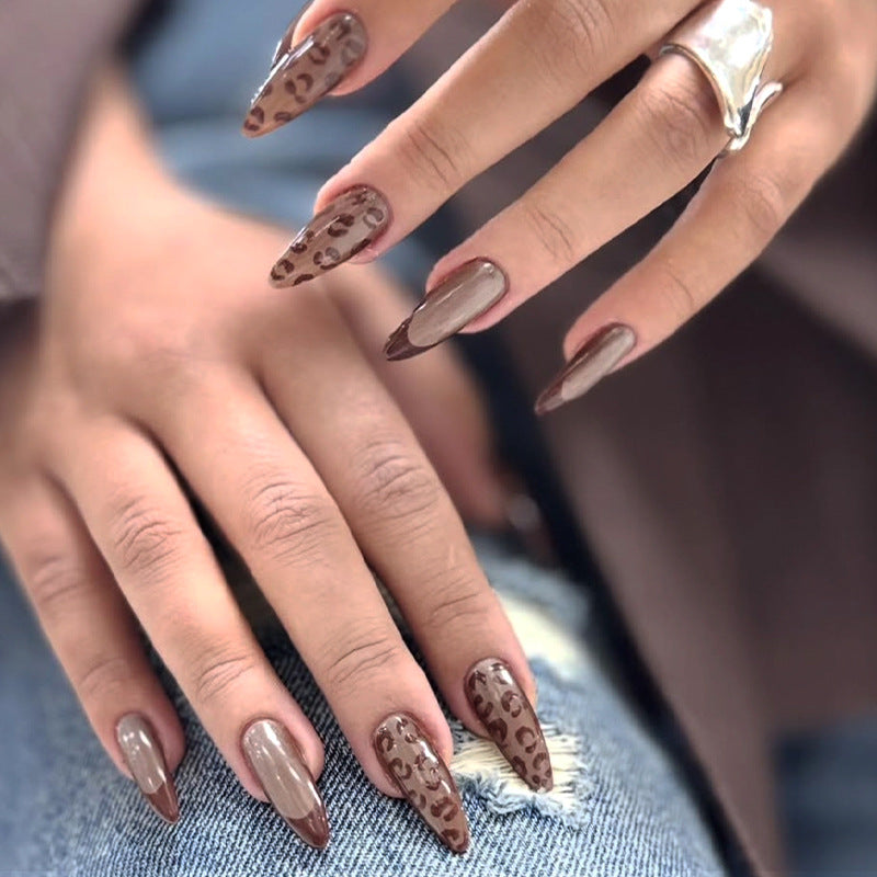 Trendy Press-On Nail Set Brehn